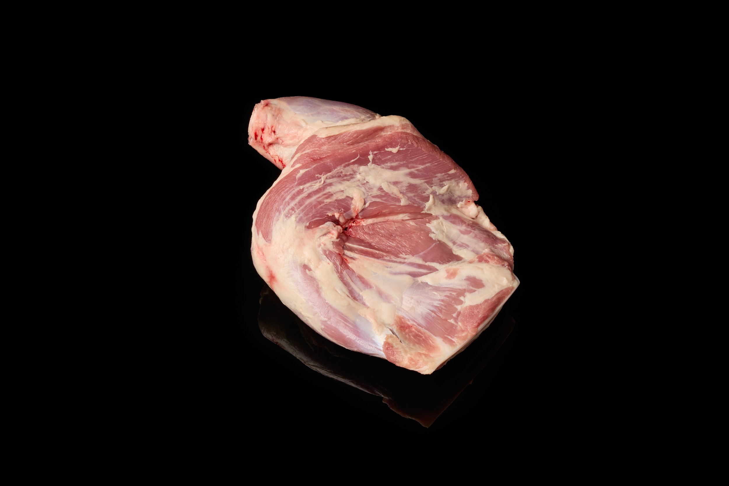 リムーザン仔羊I.G.P. ”ル・バロネ” エポール(肩肉)